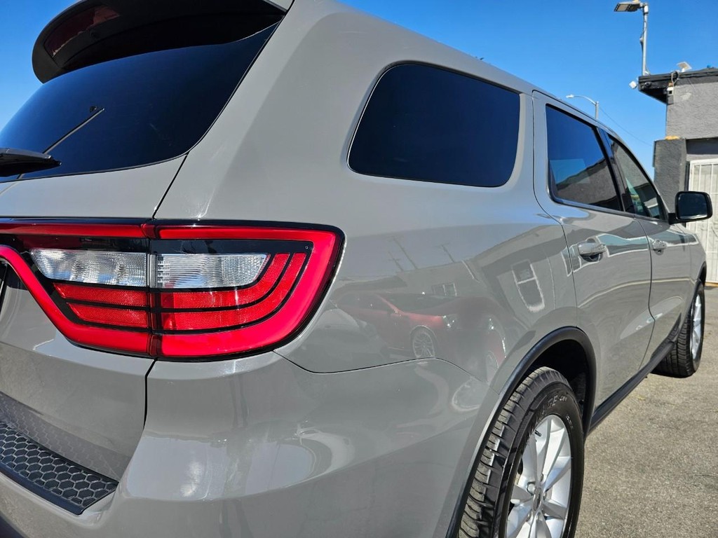 Dodge Durango Vehicle Full-screen Gallery Image 13
