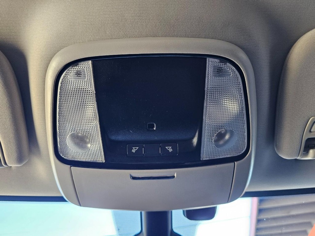 Dodge Durango Vehicle Full-screen Gallery Image 34