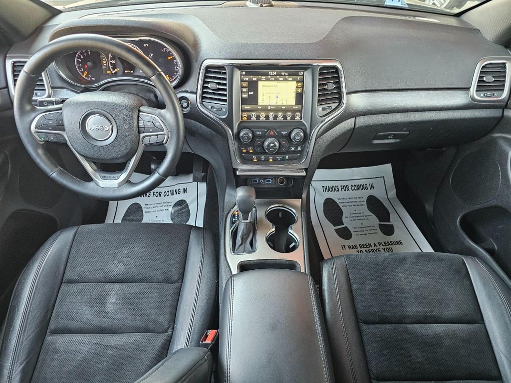 Jeep Grand Cherokee Vehicle Full-screen Gallery Image 28