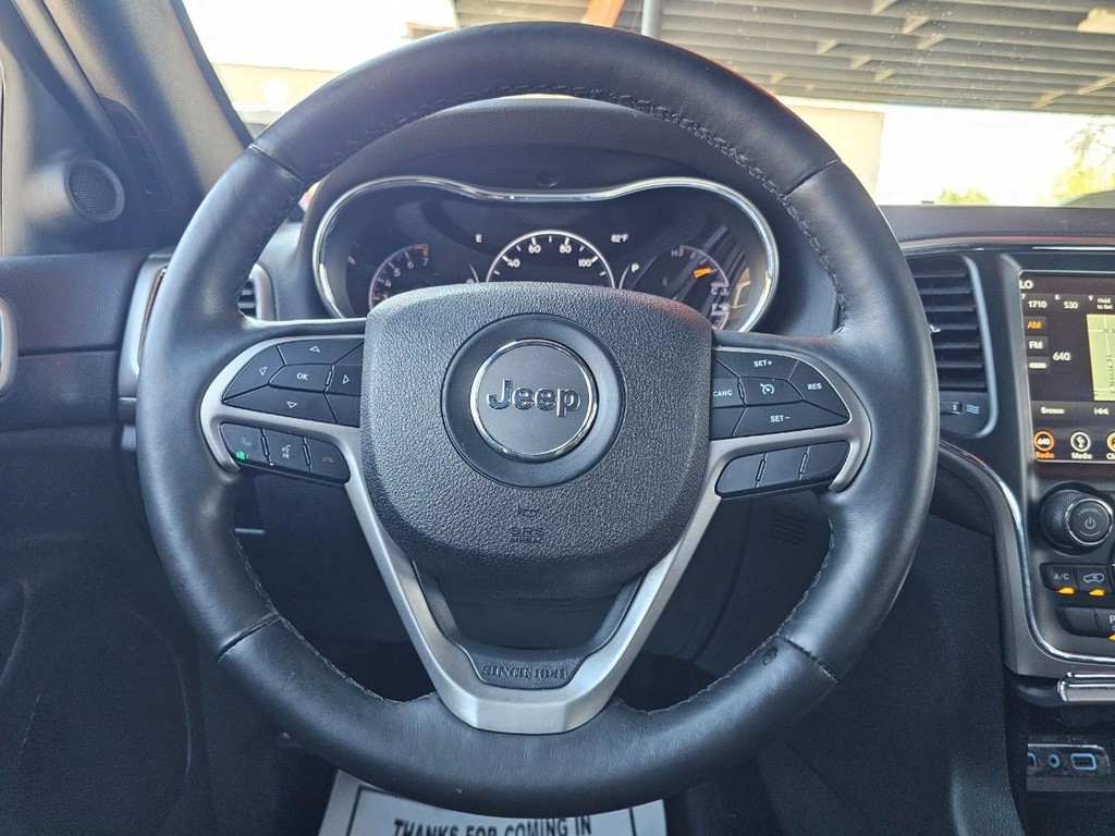 Jeep Grand Cherokee Vehicle Full-screen Gallery Image 30