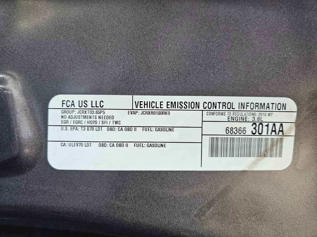 Jeep Grand Cherokee Vehicle Full-screen Gallery Image 38