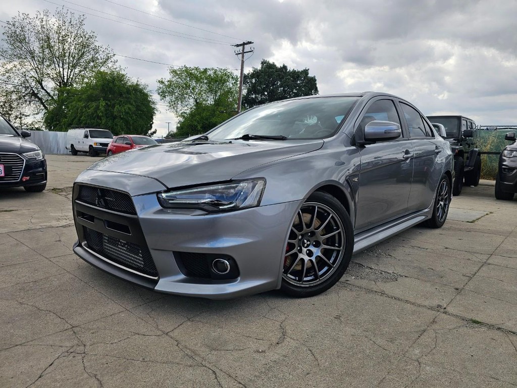 Mitsubishi Lancer Evolution Vehicle Full-screen Gallery Image 2