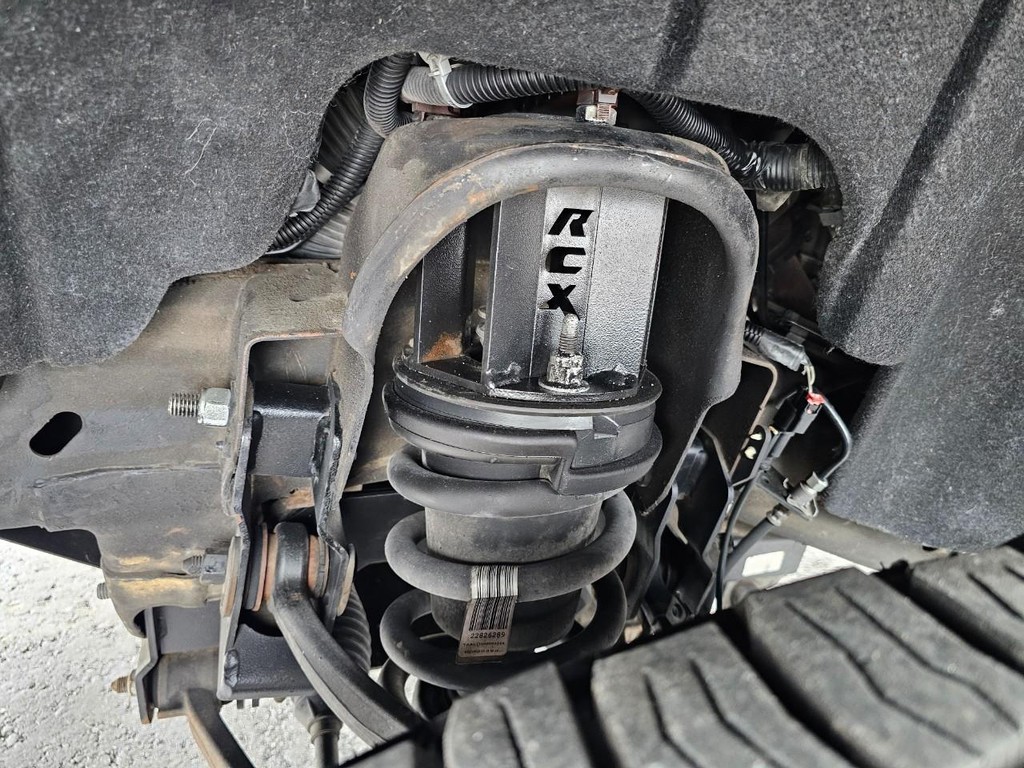 GMC Sierra 1500 Vehicle Full-screen Gallery Image 17