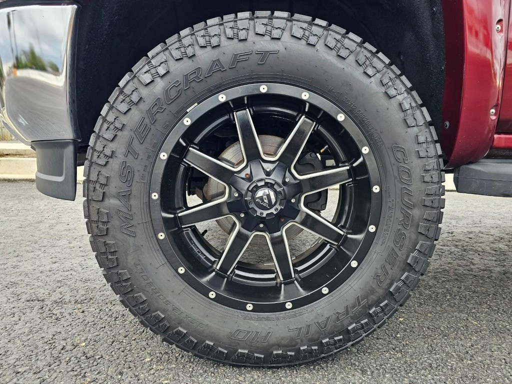 GMC Sierra 1500 Vehicle Full-screen Gallery Image 19