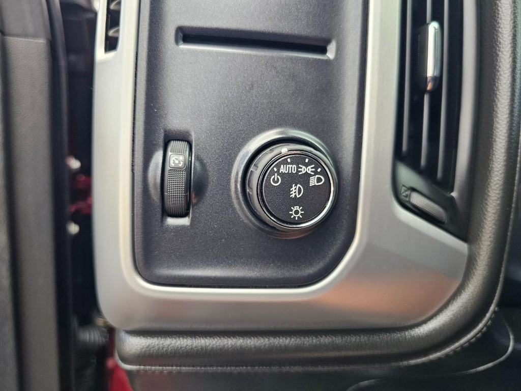 GMC Sierra 1500 Vehicle Full-screen Gallery Image 22