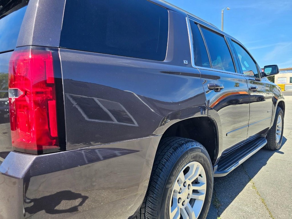 Chevrolet Tahoe Vehicle Full-screen Gallery Image 13