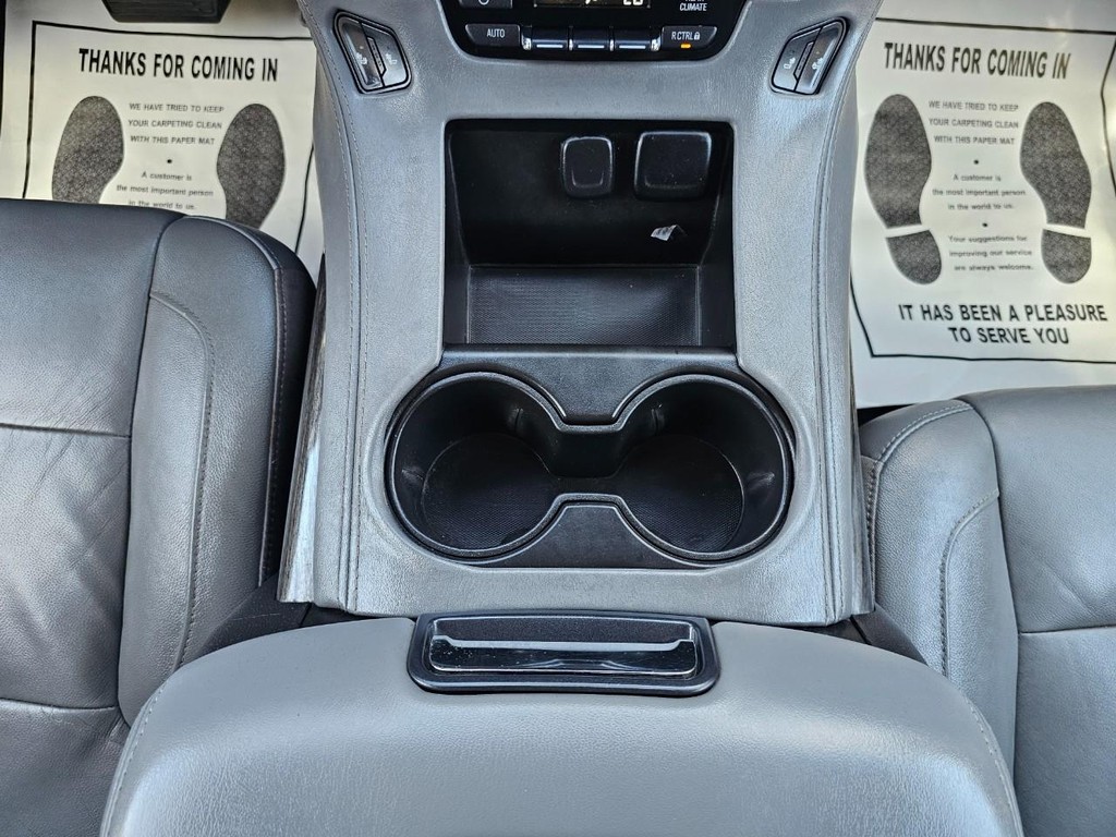 Chevrolet Tahoe Vehicle Full-screen Gallery Image 32