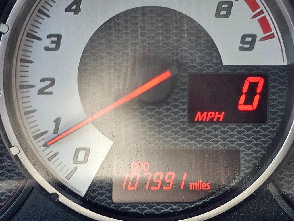 Scion FR-S Vehicle Full-screen Gallery Image 18