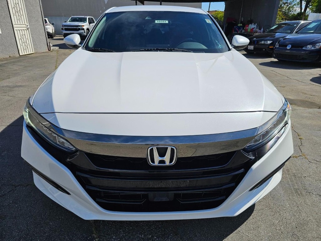 Honda Accord Sedan Vehicle Full-screen Gallery Image 8