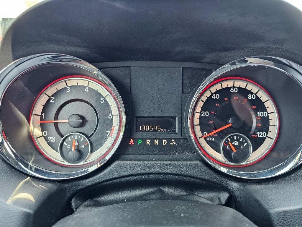 Dodge Grand Caravan Vehicle Full-screen Gallery Image 20