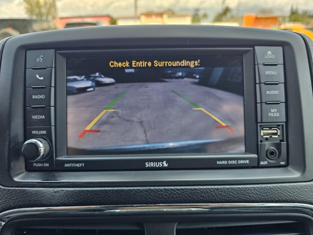 Dodge Grand Caravan Vehicle Full-screen Gallery Image 22