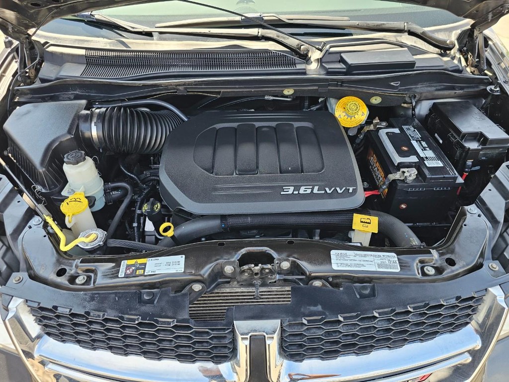 Dodge Grand Caravan Vehicle Full-screen Gallery Image 34