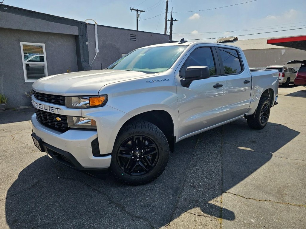 Chevrolet Silverado 1500 Vehicle Full-screen Gallery Image 2
