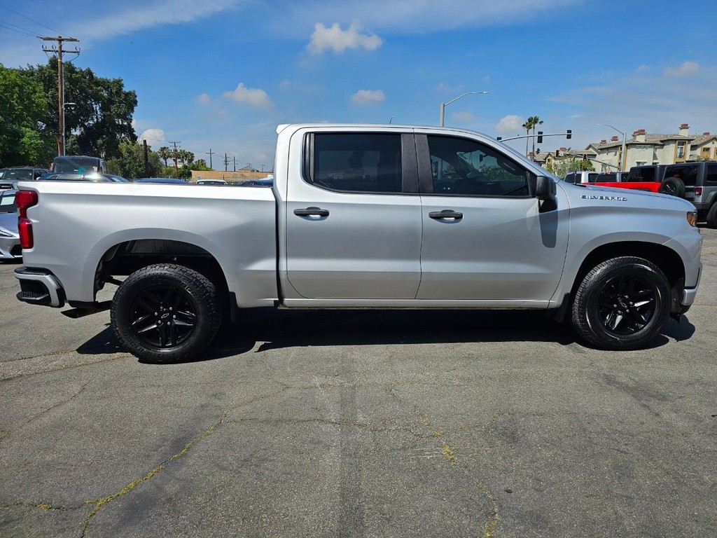 Chevrolet Silverado 1500 Vehicle Full-screen Gallery Image 7