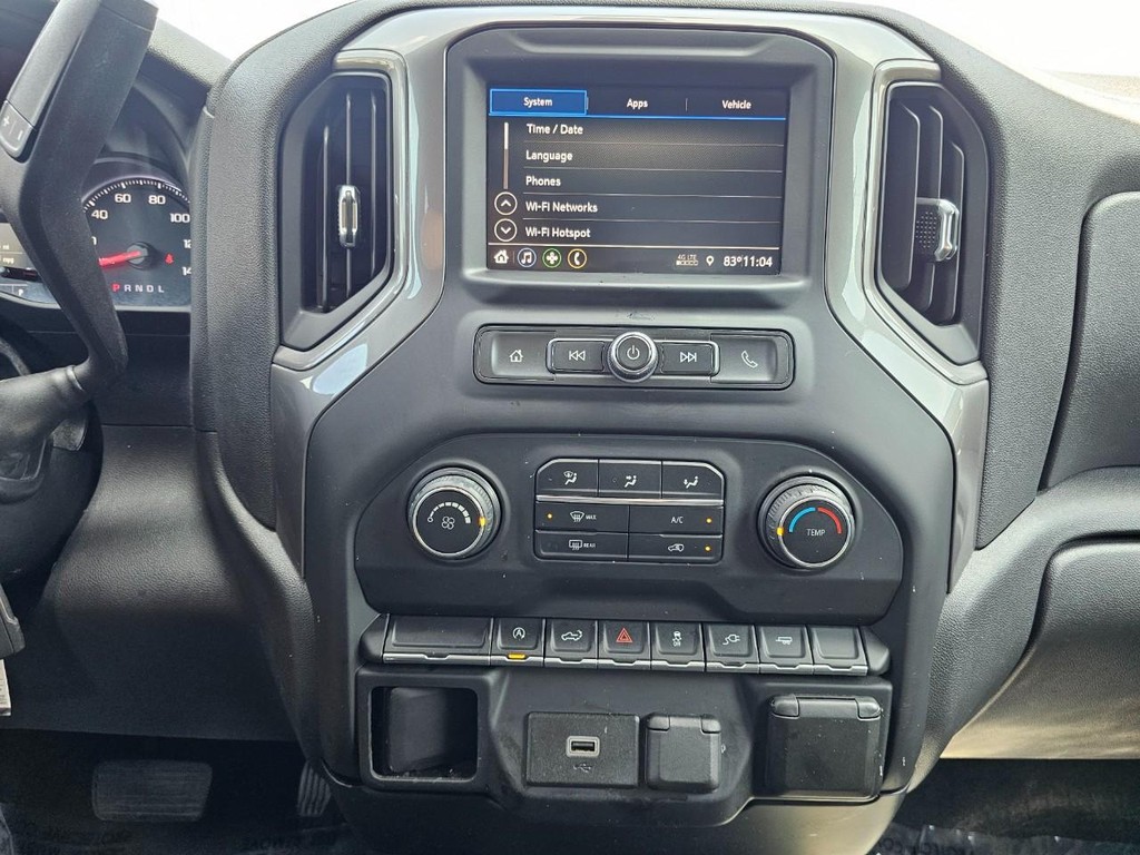 Chevrolet Silverado 1500 Vehicle Full-screen Gallery Image 20