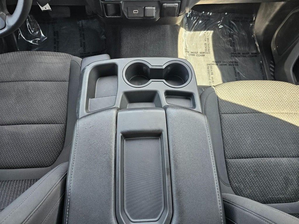 Chevrolet Silverado 1500 Vehicle Full-screen Gallery Image 30