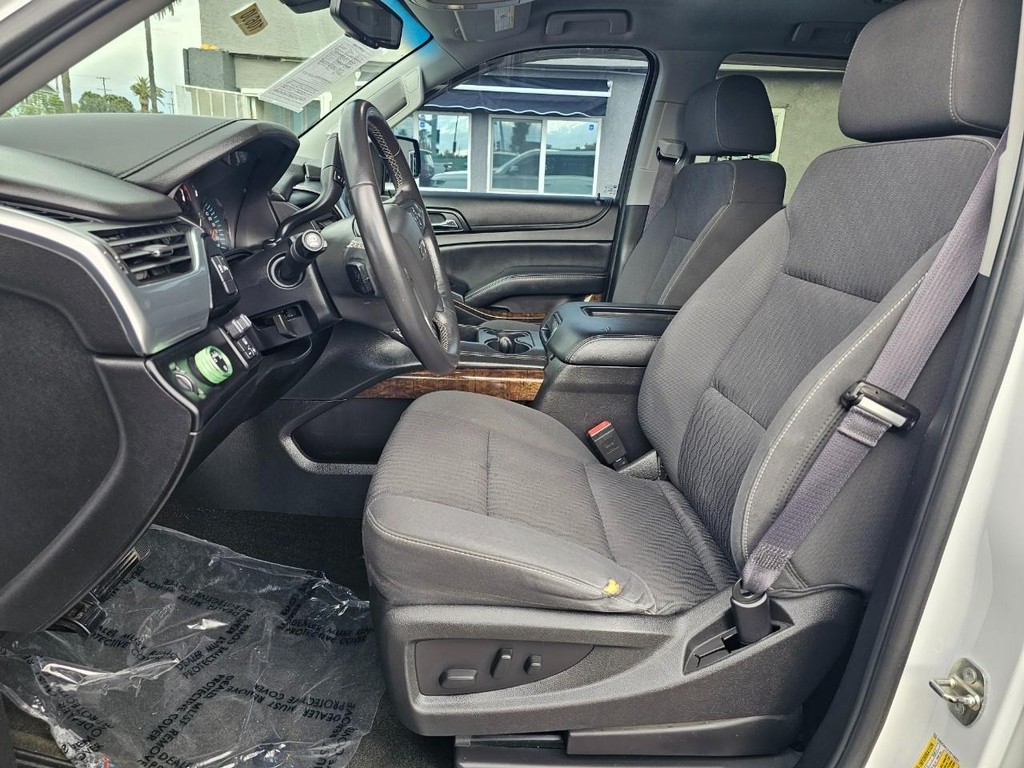 Chevrolet Tahoe Vehicle Full-screen Gallery Image 19