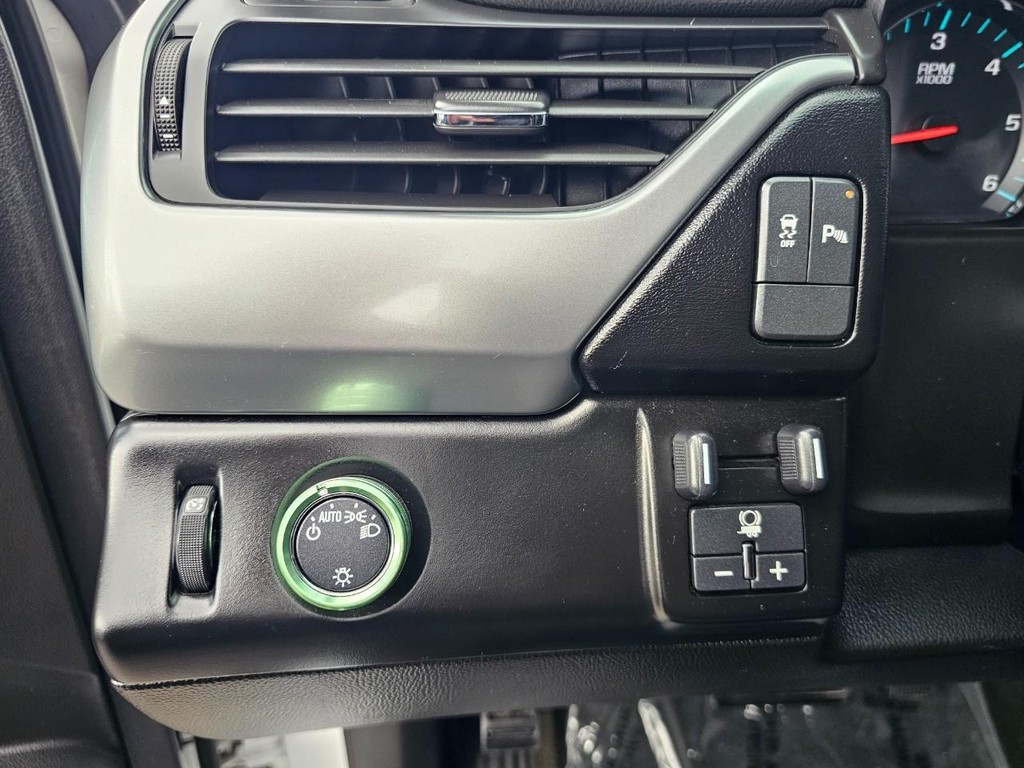 Chevrolet Tahoe Vehicle Full-screen Gallery Image 20