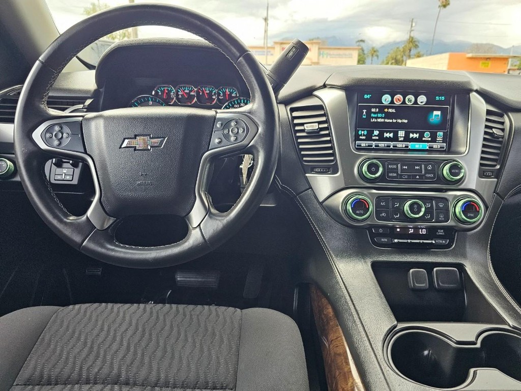 Chevrolet Tahoe Vehicle Full-screen Gallery Image 30
