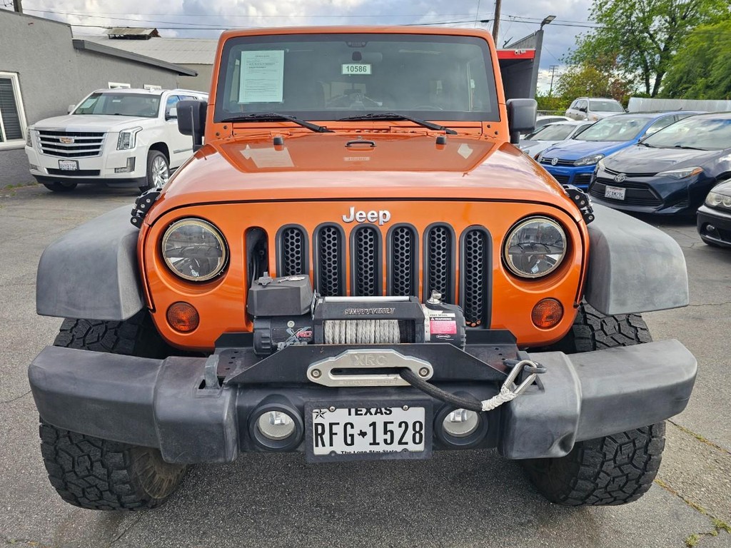 Jeep Wrangler Unlimited Vehicle Full-screen Gallery Image 10
