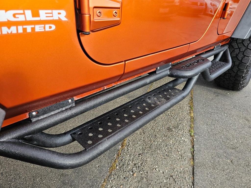 Jeep Wrangler Unlimited Vehicle Full-screen Gallery Image 16