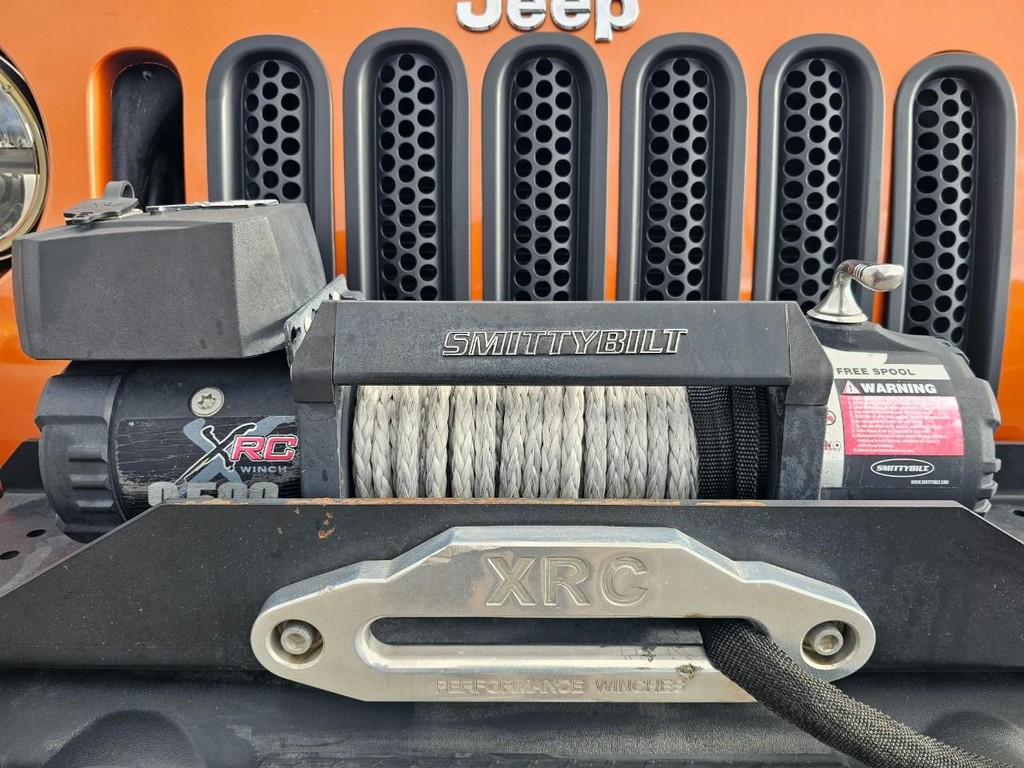 Jeep Wrangler Unlimited Vehicle Full-screen Gallery Image 18