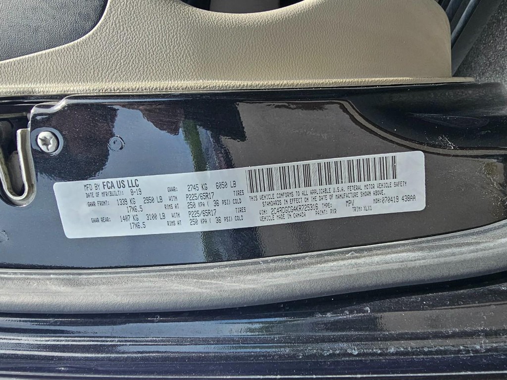 Dodge Grand Caravan Vehicle Full-screen Gallery Image 37