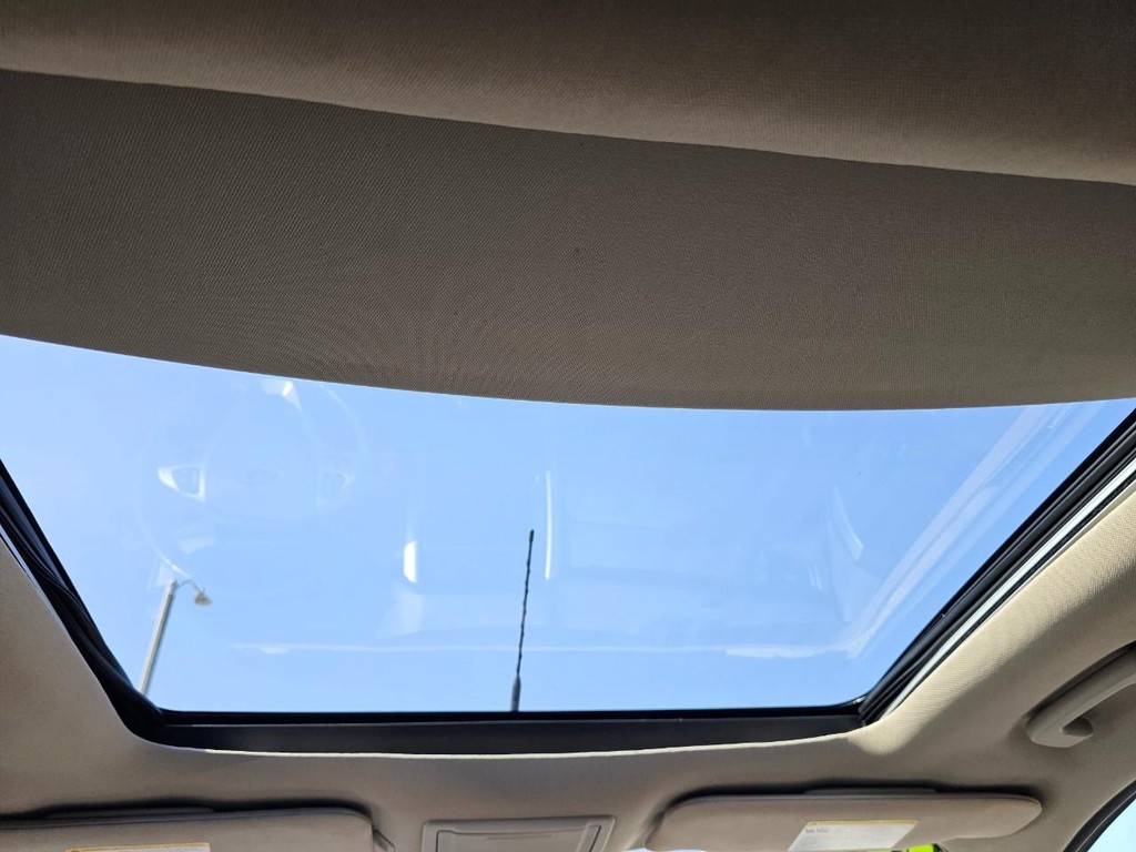 Ford Edge Vehicle Full-screen Gallery Image 34