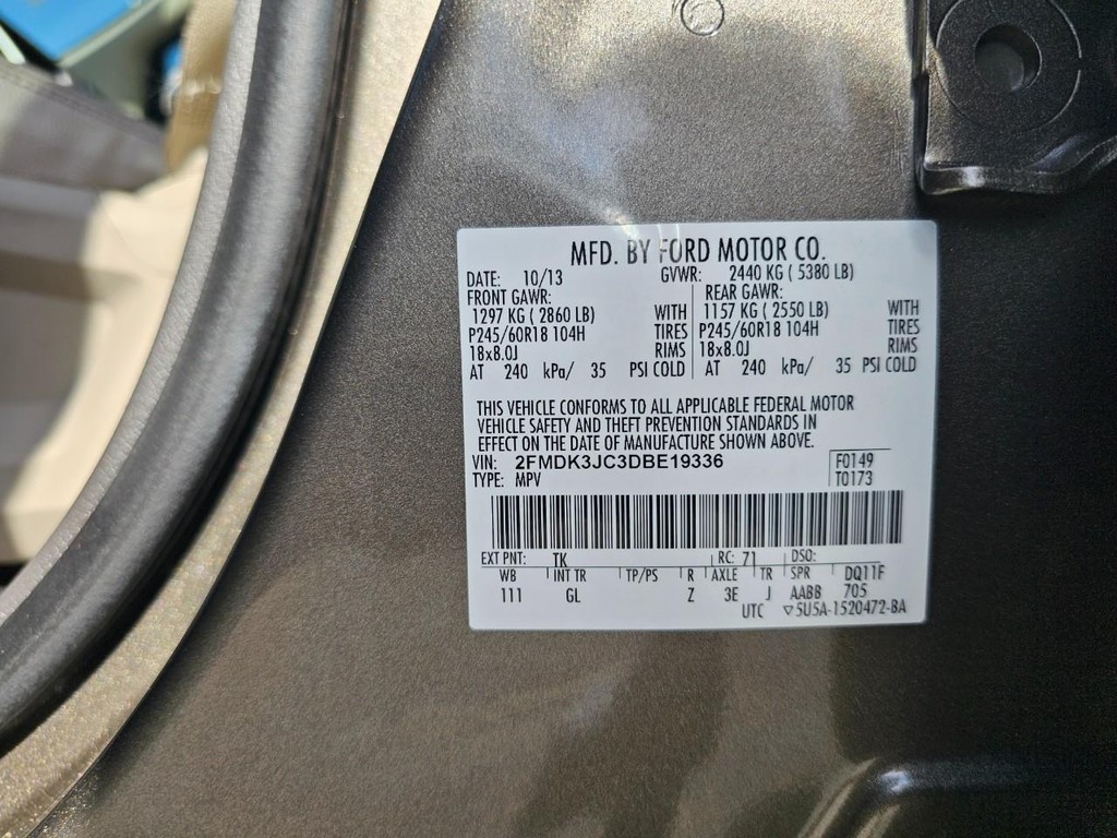 Ford Edge Vehicle Full-screen Gallery Image 39