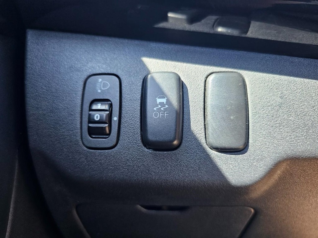 Mitsubishi Lancer Evolution Vehicle Full-screen Gallery Image 18