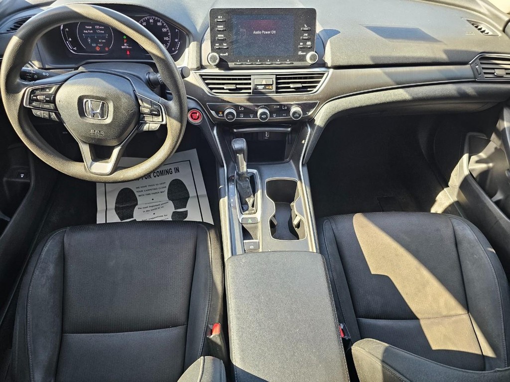 Honda Accord Sedan Vehicle Full-screen Gallery Image 22