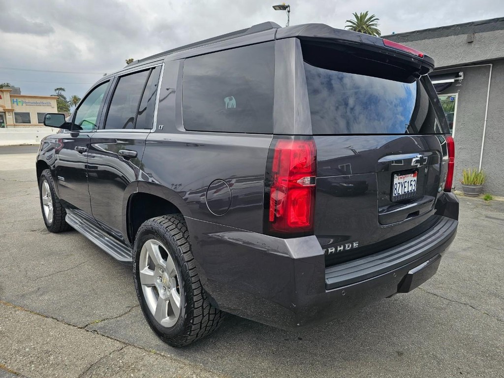 Chevrolet Tahoe Vehicle Full-screen Gallery Image 3