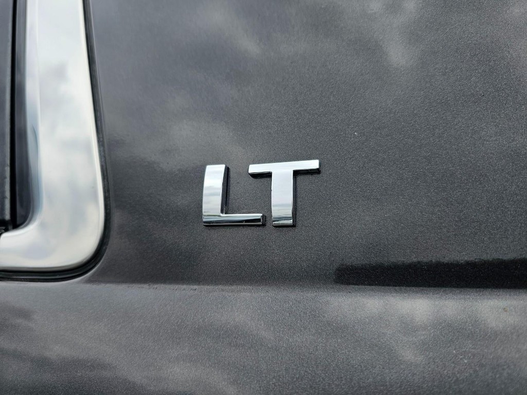 Chevrolet Tahoe Vehicle Full-screen Gallery Image 14