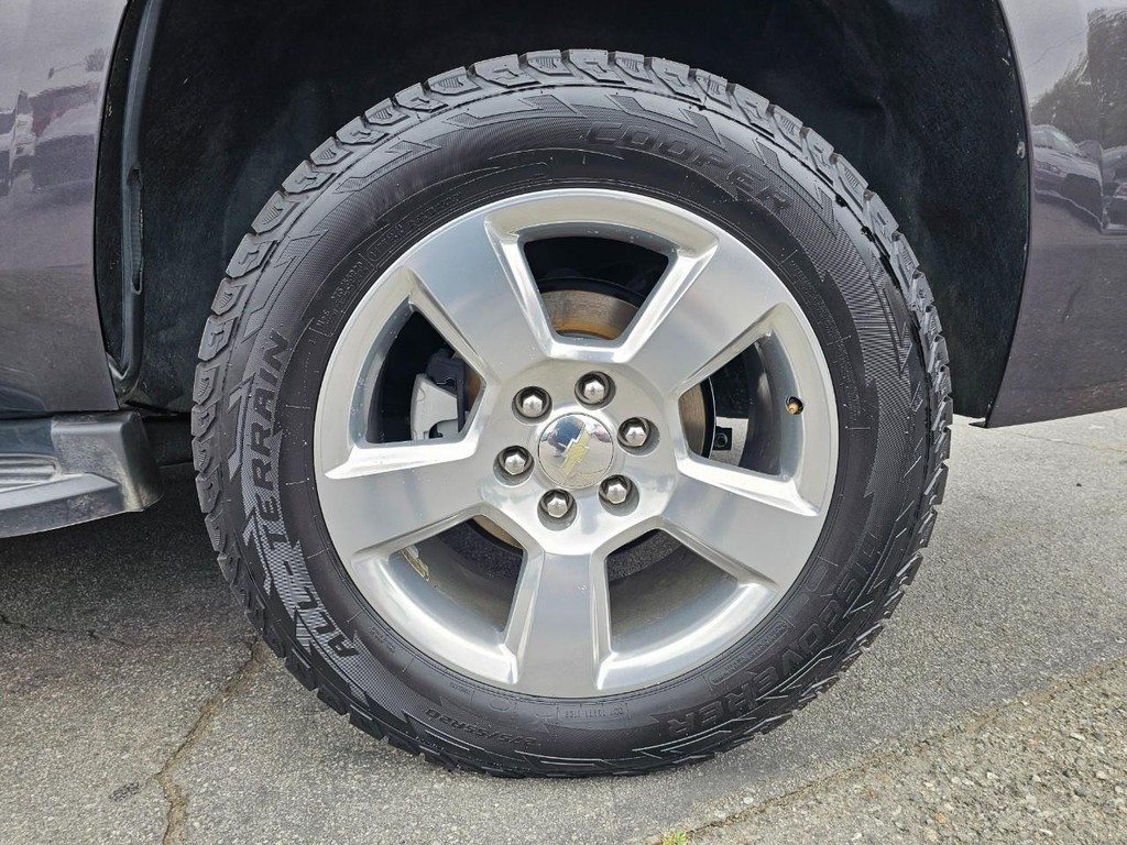 Chevrolet Tahoe Vehicle Full-screen Gallery Image 16