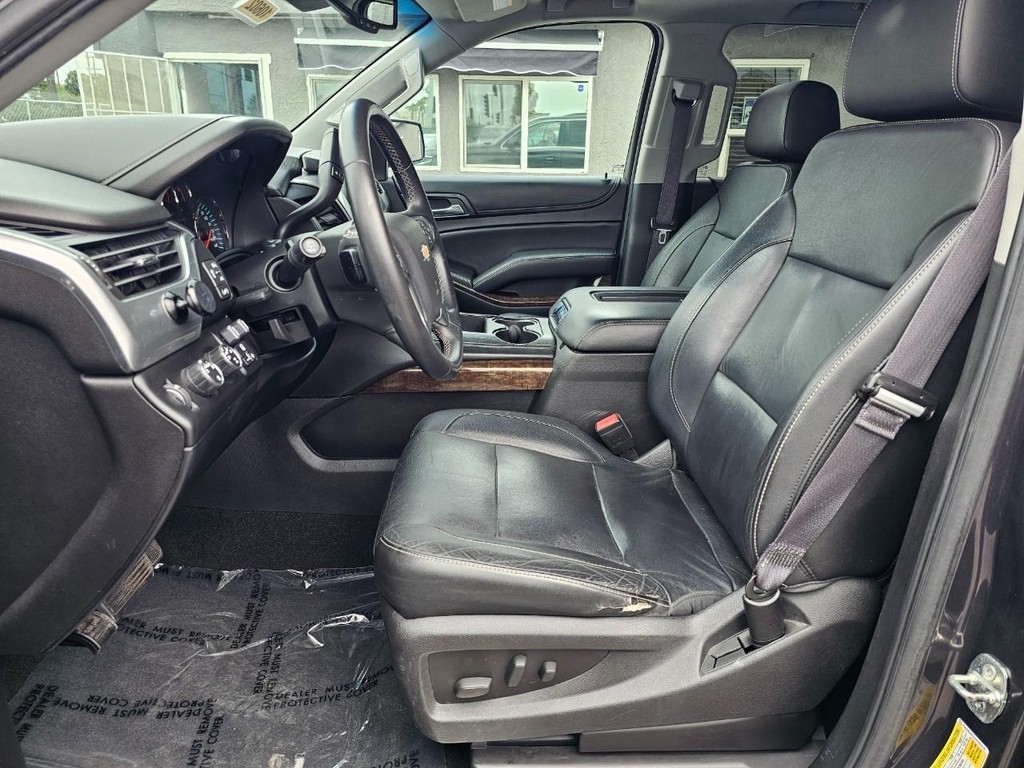 Chevrolet Tahoe Vehicle Full-screen Gallery Image 18