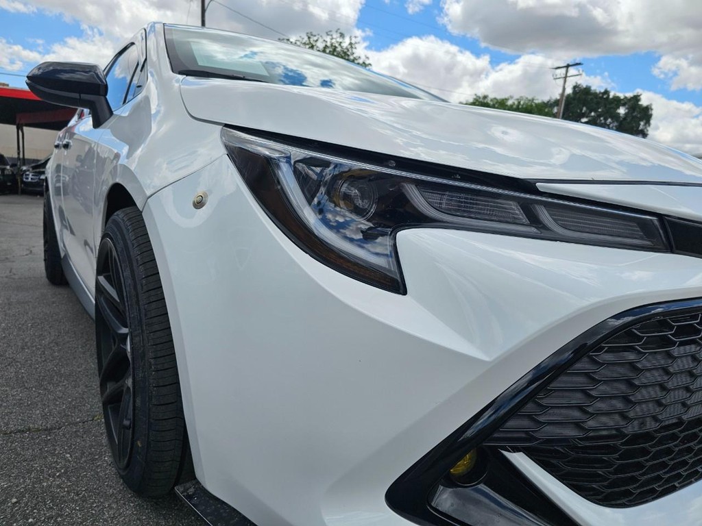Toyota Corolla Hatchback Vehicle Full-screen Gallery Image 10
