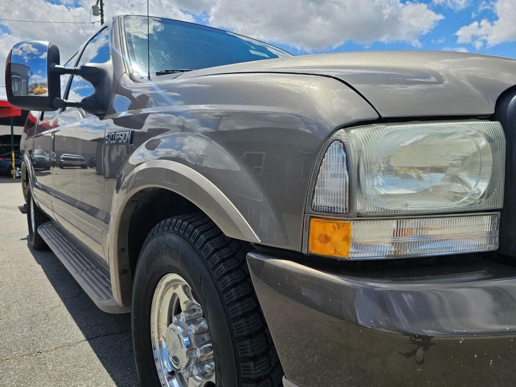 Ford Excursion Vehicle Full-screen Gallery Image 10