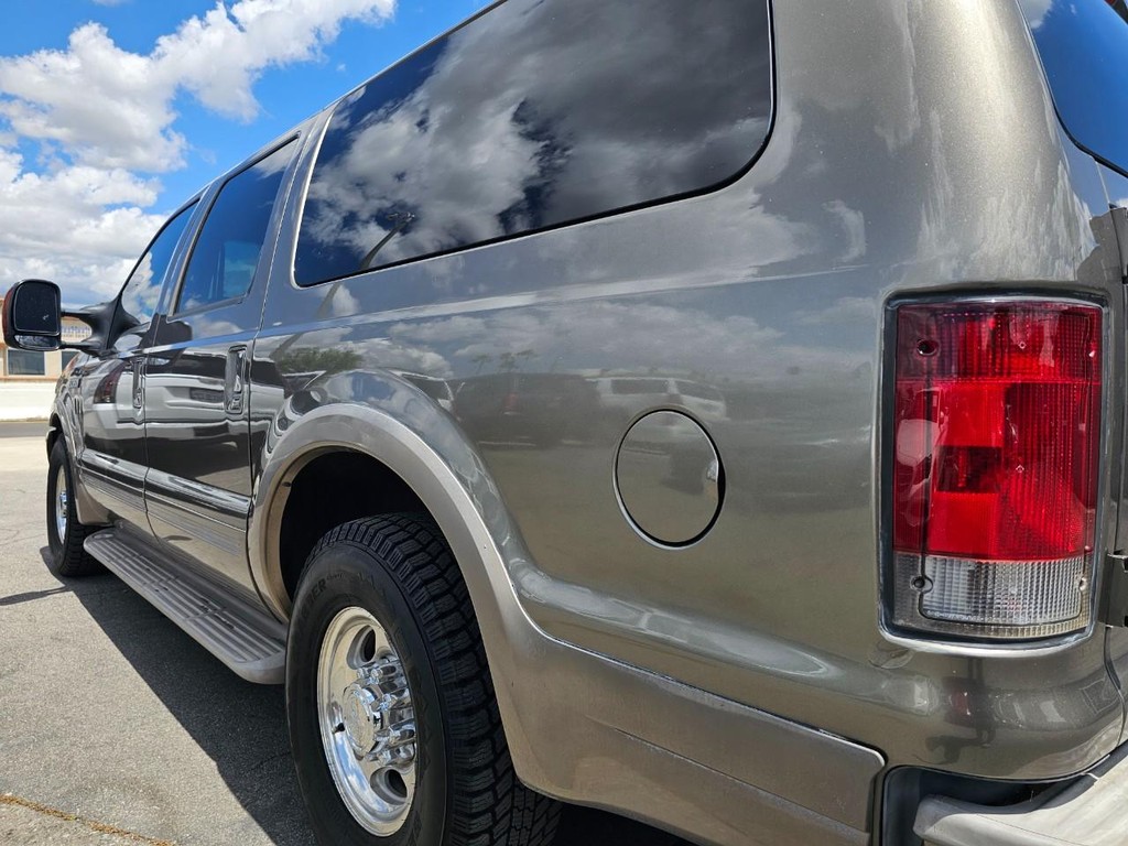 Ford Excursion Vehicle Full-screen Gallery Image 12