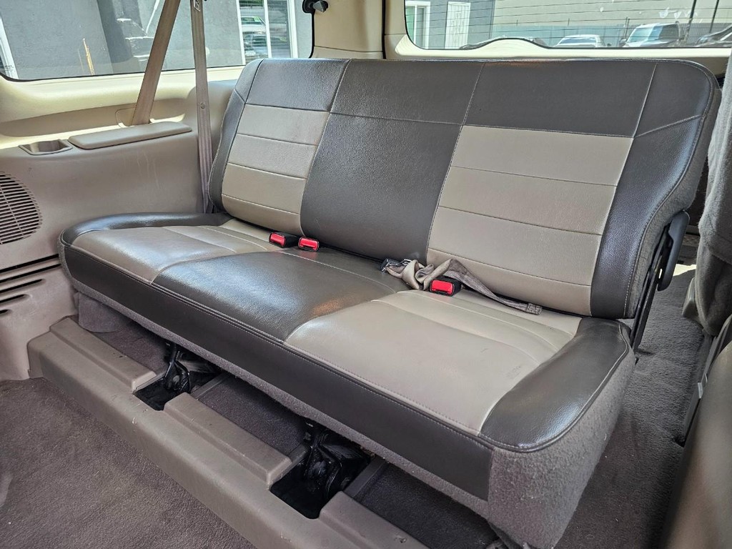 Ford Excursion Vehicle Full-screen Gallery Image 23