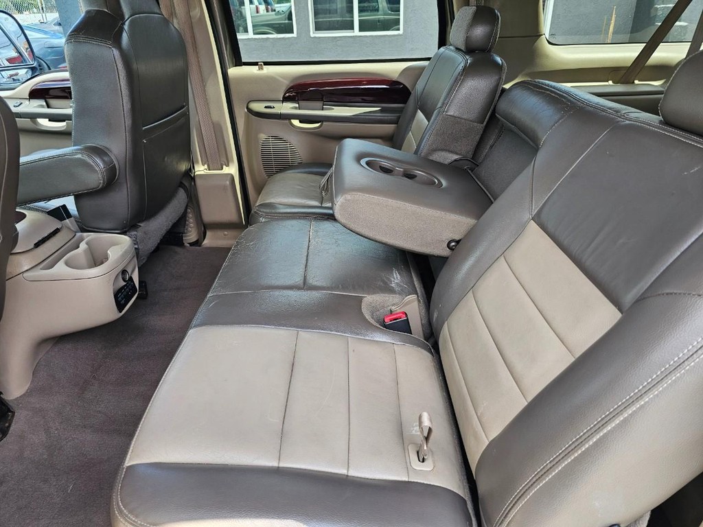 Ford Excursion Vehicle Full-screen Gallery Image 24