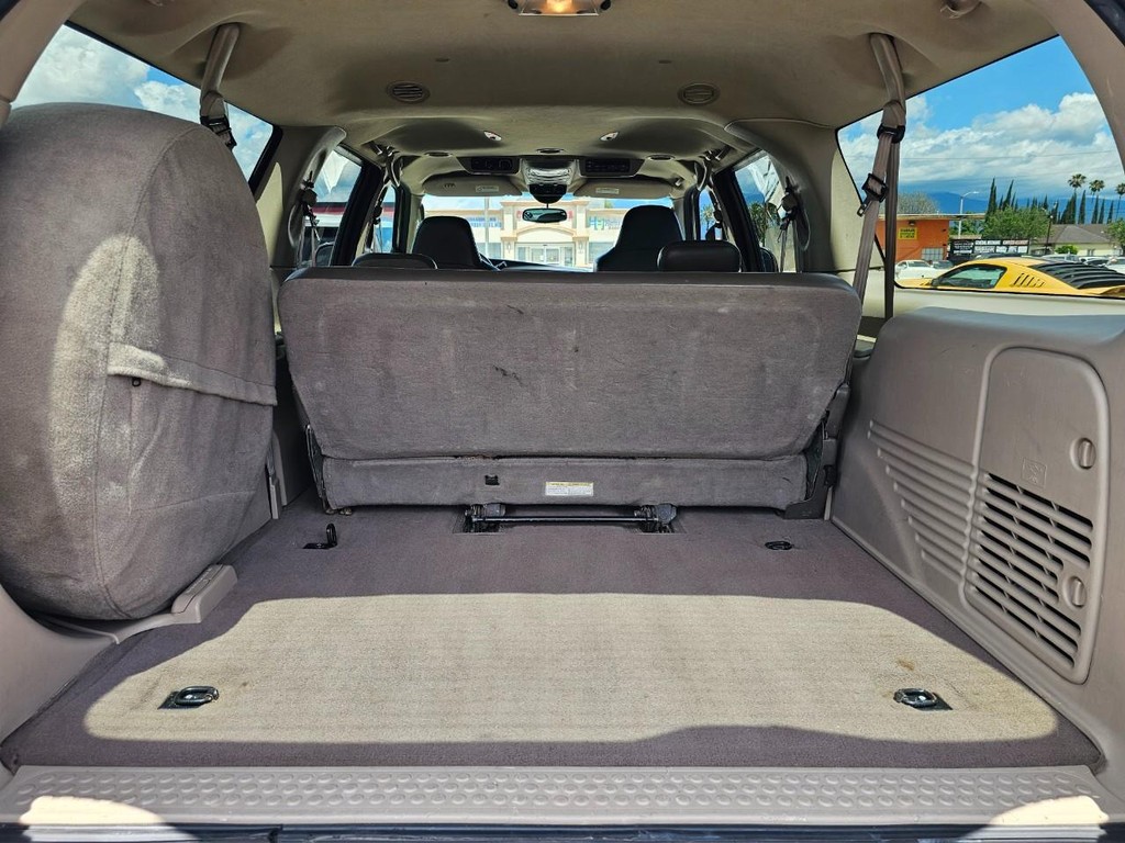 Ford Excursion Vehicle Full-screen Gallery Image 33