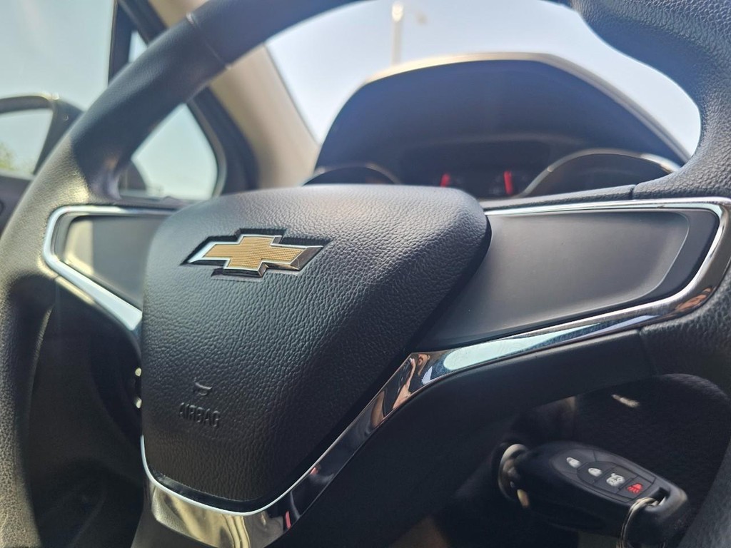 Chevrolet Cruze Vehicle Full-screen Gallery Image 21