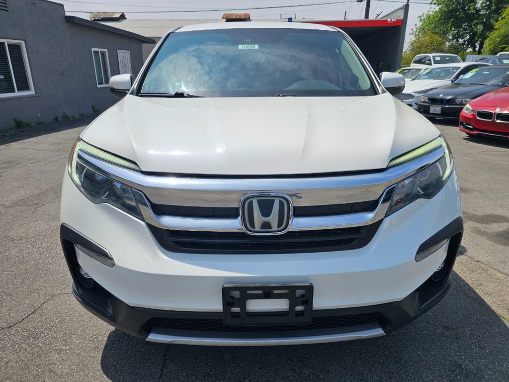 Honda Pilot Vehicle Full-screen Gallery Image 9