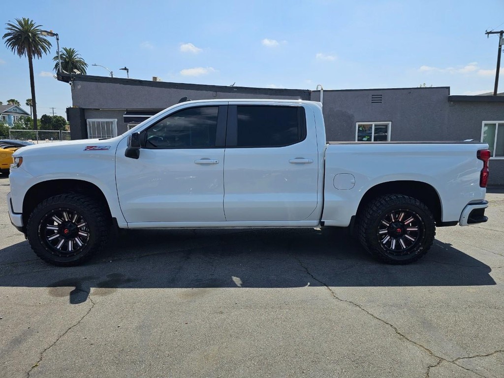 Chevrolet Silverado 1500 Vehicle Full-screen Gallery Image 2