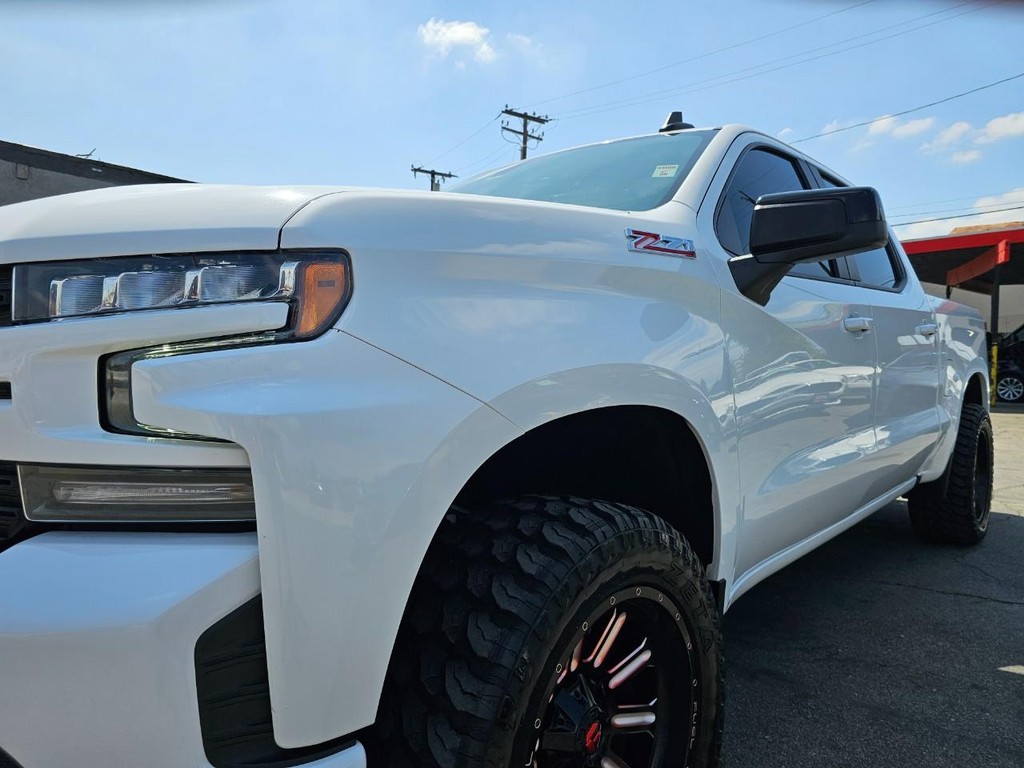 Chevrolet Silverado 1500 Vehicle Full-screen Gallery Image 10