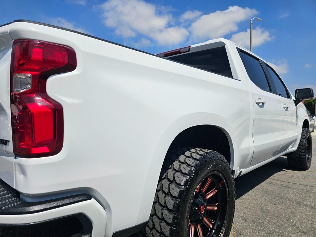 Chevrolet Silverado 1500 Vehicle Full-screen Gallery Image 12