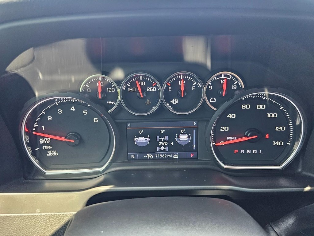 Chevrolet Silverado 1500 Vehicle Full-screen Gallery Image 24