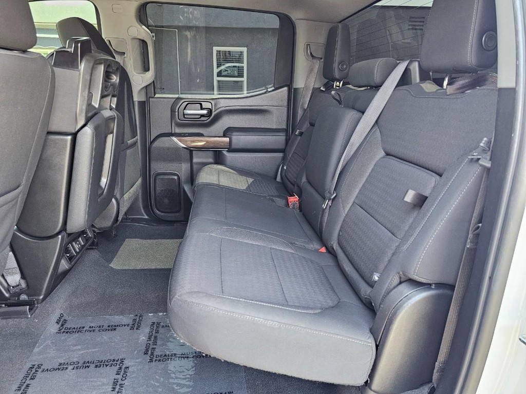 Chevrolet Silverado 1500 Vehicle Full-screen Gallery Image 28