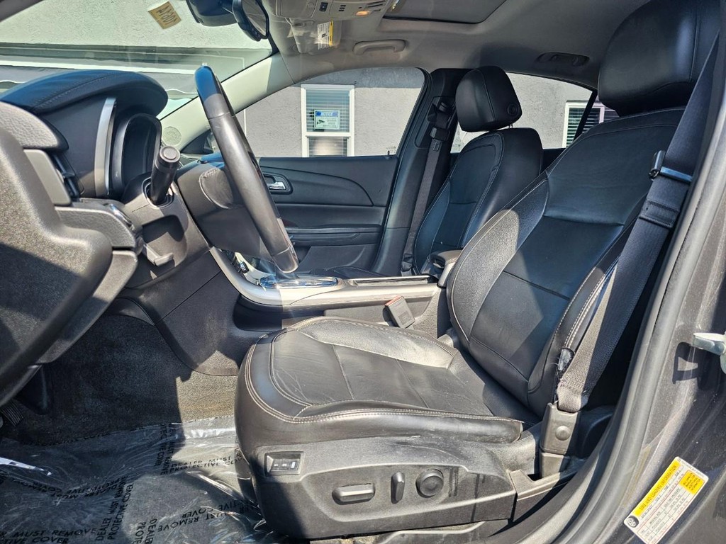 Chevrolet Malibu Vehicle Full-screen Gallery Image 18