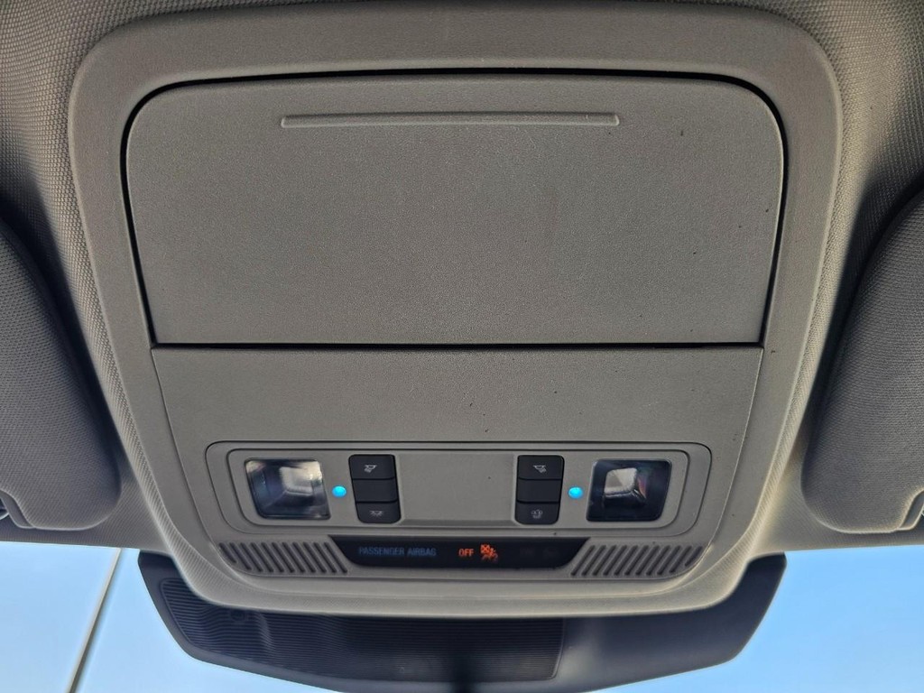 Ford Explorer Vehicle Full-screen Gallery Image 35